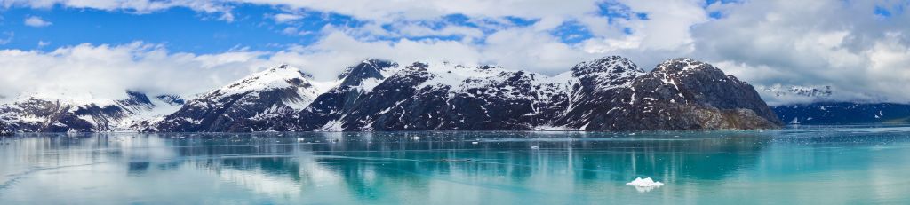 Schönes Panorama der Berge in Alaska, Vereinigte Staaten