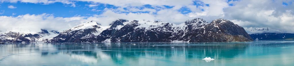 Schönes Panorama der Berge in Alaska, Vereinigte Staaten