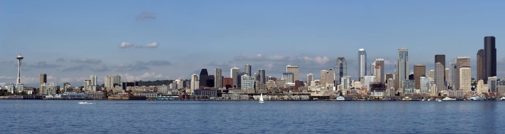 Panoramablick auf das Hafenviertel von Seattle, Washington