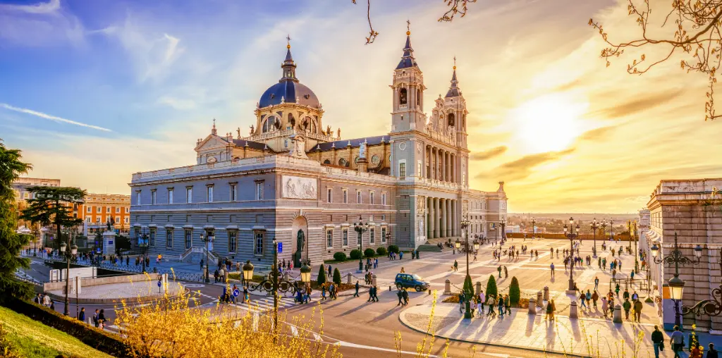 Almudena-Kathedrale in Madrid